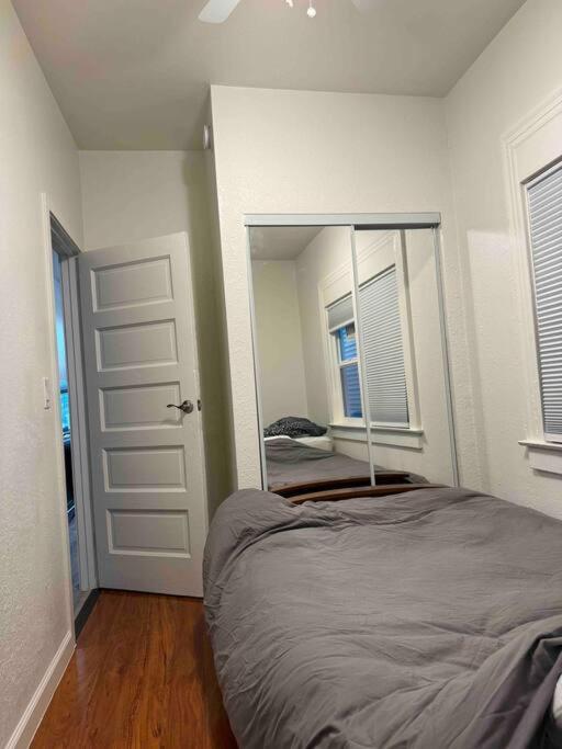 Bumblebee House Apartment Oakland Exterior foto
